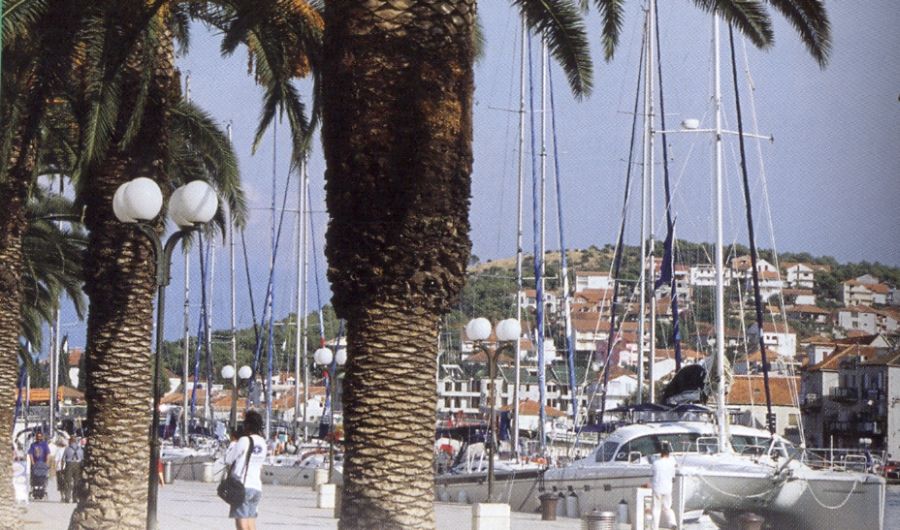 Riva ( esplanade ) at Trogir