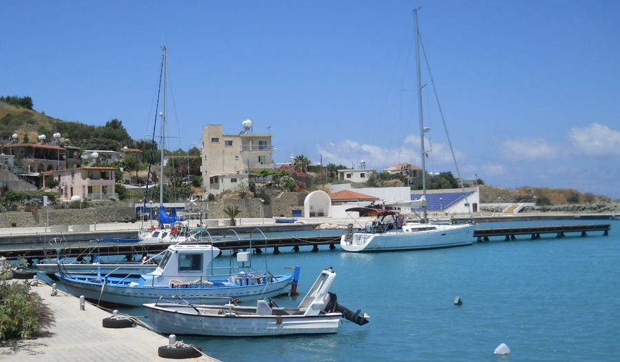 Marina at Kato Pyrgos