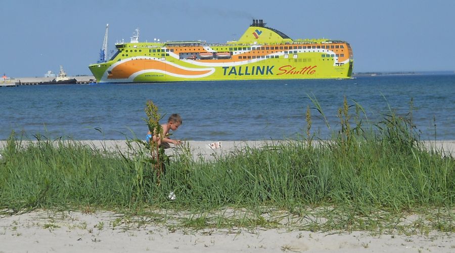 Ferry from Tallin Bay