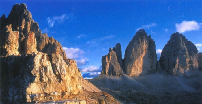 Tre Cime di Lavaredo ( Drei Zinnen ) in the Italian Dolomites