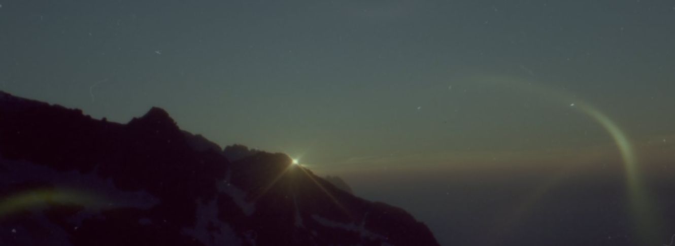 Sunrise on ascent of Schreckhorn