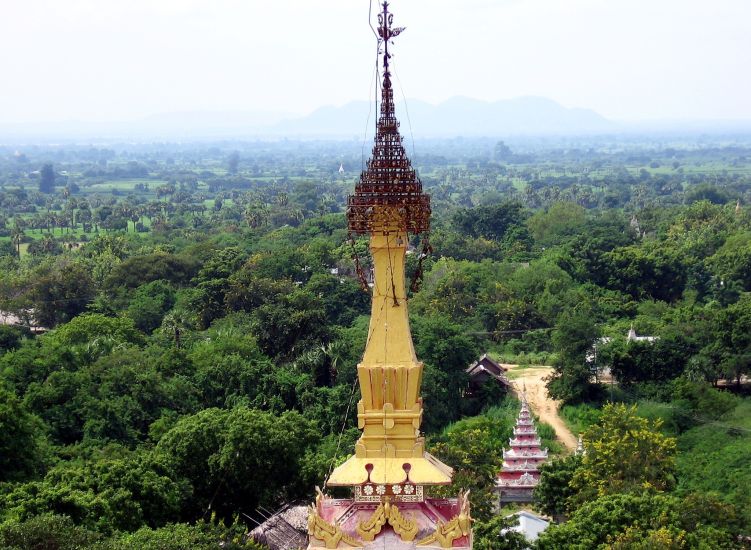 Aung Setkya Paya at Monywa near Mandalay in northern Myanmar / Burma