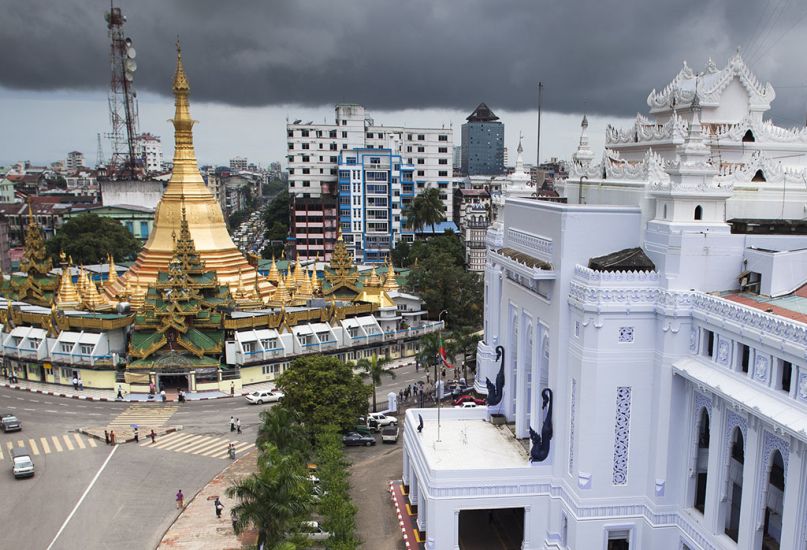 Sule Pagoda and City Hall in central Yangon