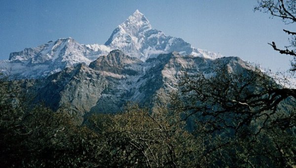 An account and photographs of a trek to Chyanglung Hill and the Mardi Himal in the Annapurna Region of the Nepal Himalaya