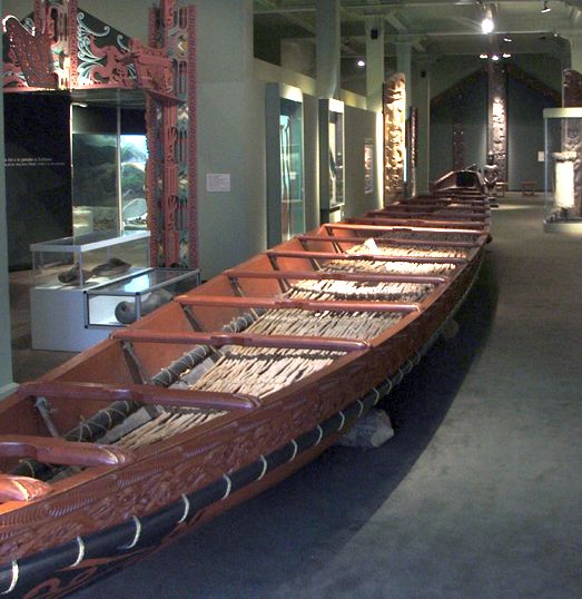 Maori War Canoe in Otago Museum