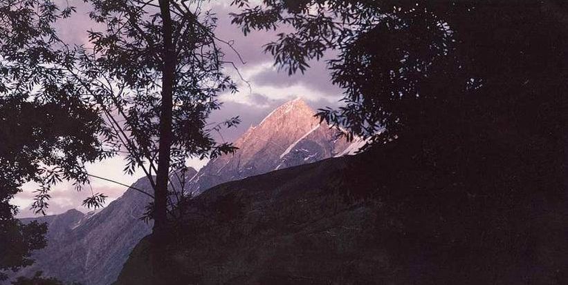 Korophon Peak on route to Askole
