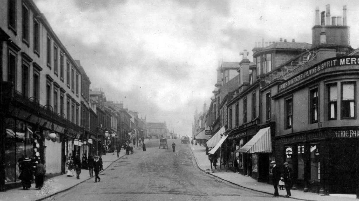 Old photo of South Bridge Street in Airdrie