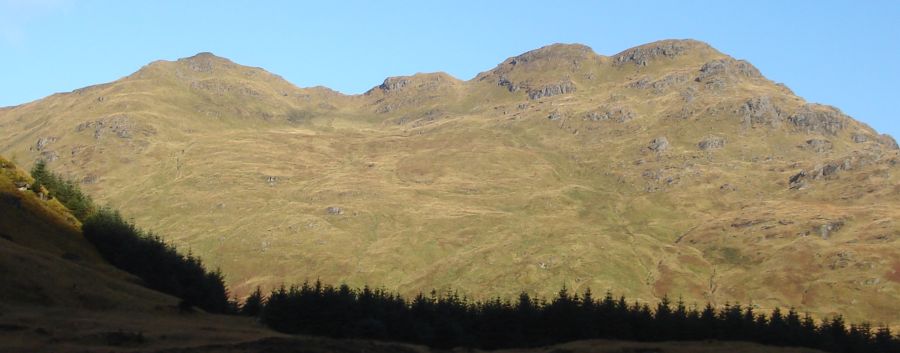 Summit ridge of Binnein an Fhidhleir / Stob Coire Creagach in the Southern Highlands of Scotland
