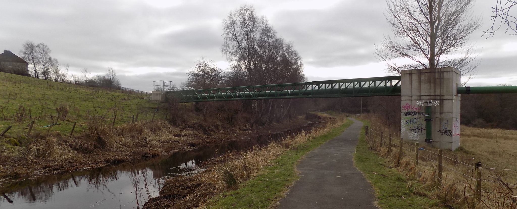 Pipe Bridge over Monkland Canal