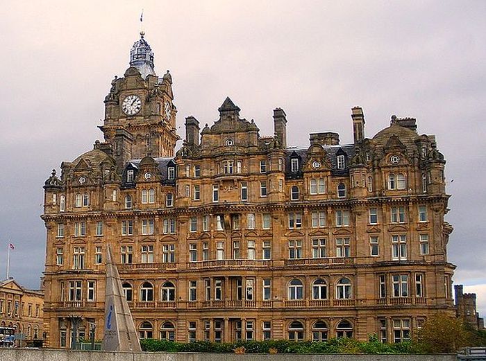 Balmoral Hotel in Edinburgh City Centre
