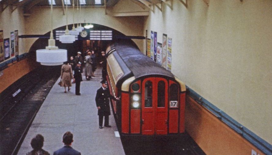 Glasgow: Then - Subway 1955