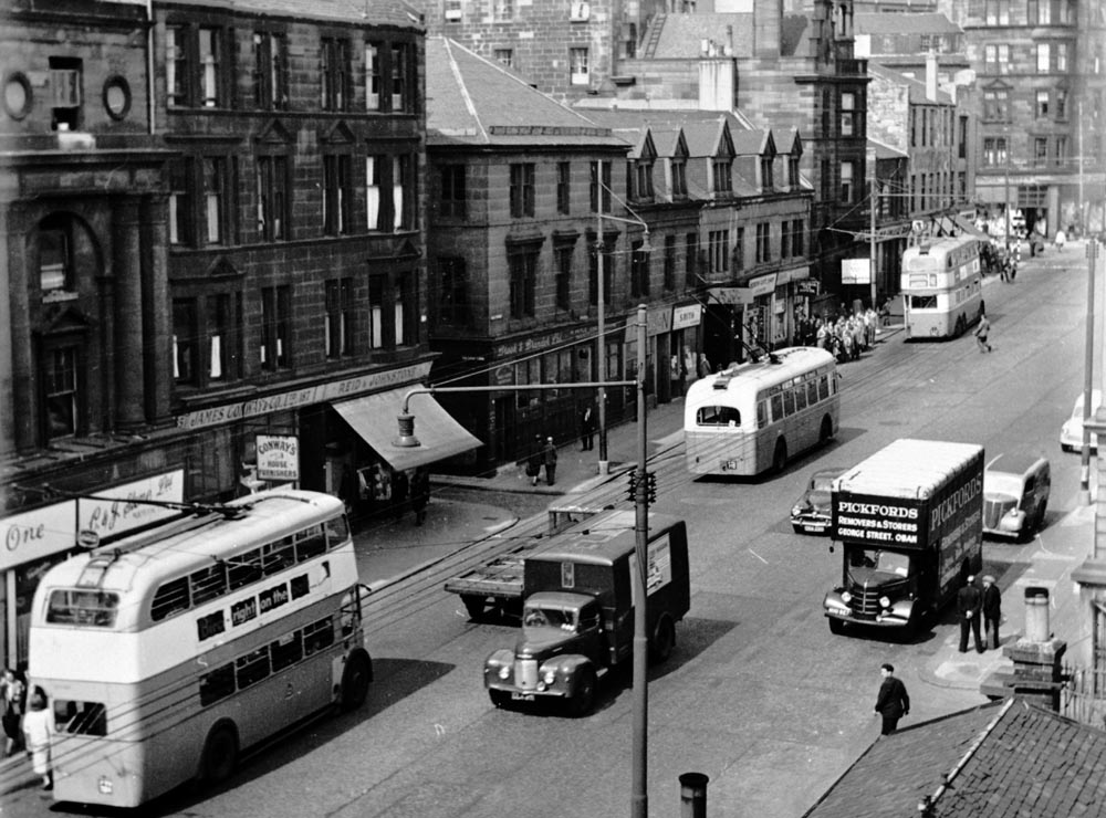 Photograph of the High Street in 1955