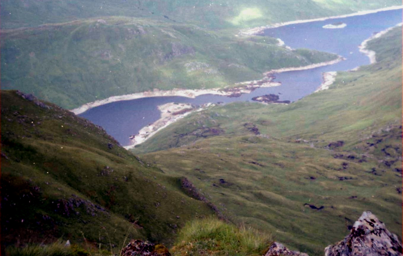 Loch Mullardoch on ascent of Beinn Fhionnlaidh