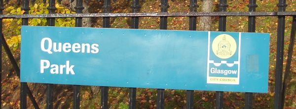 Sign at entrance to Queen's Park