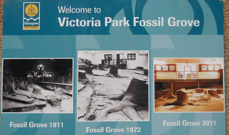 Sign at entrance to the Fossil Grove in Victoria Park