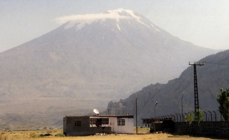 Mount Ararat ( Agri Dag ) from east of Dogubeyazit
