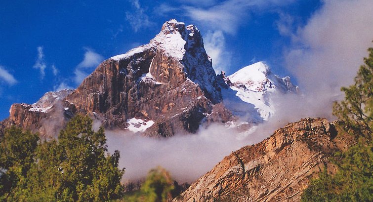 Adamtash in the Fann Mountains ( Pamiro-Alai ) of Tadjikistan, Central Asia