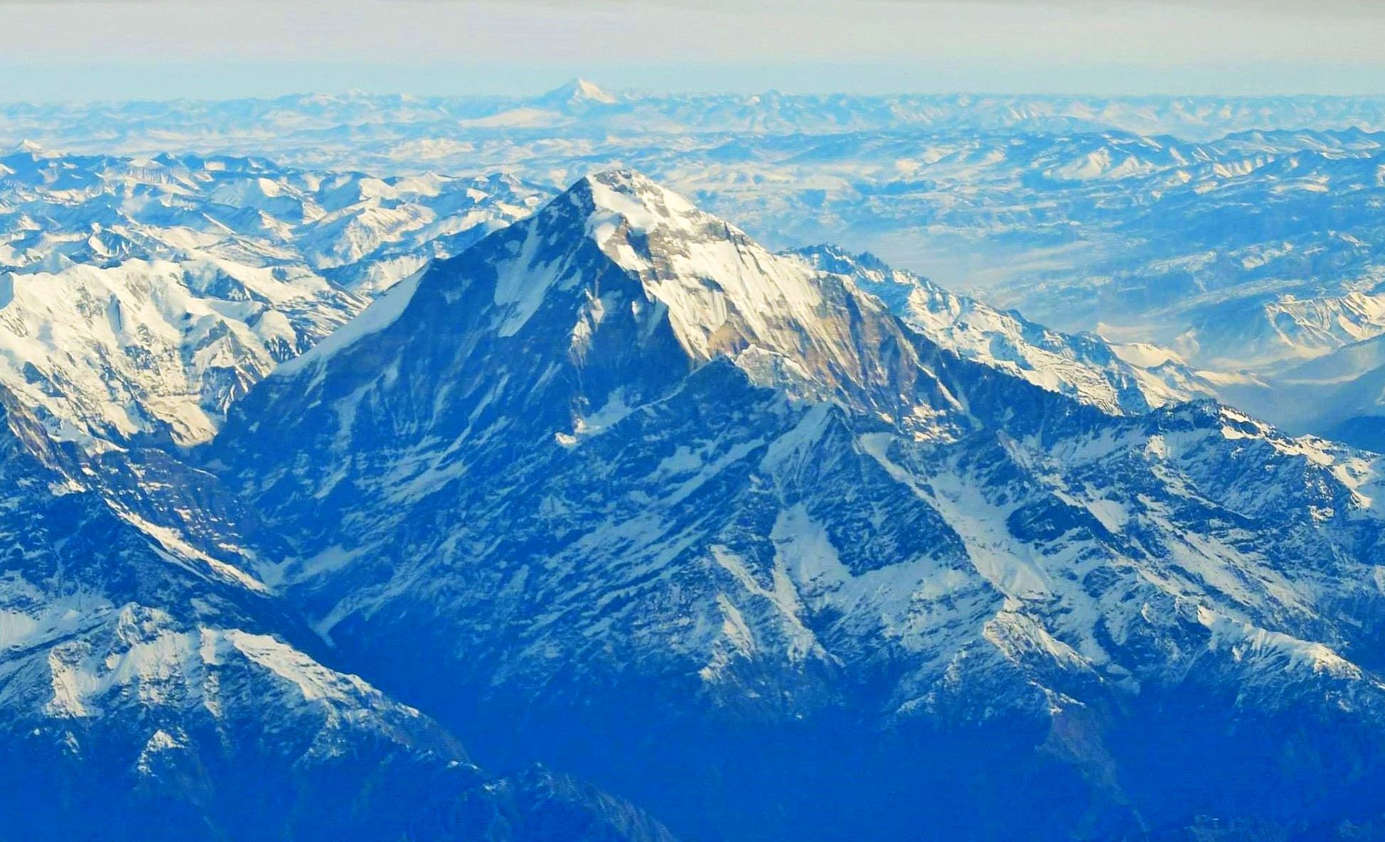 Aerial view of Denali ( Mount Mckinley ) in Alaska - the highest mountain in the USA and North America