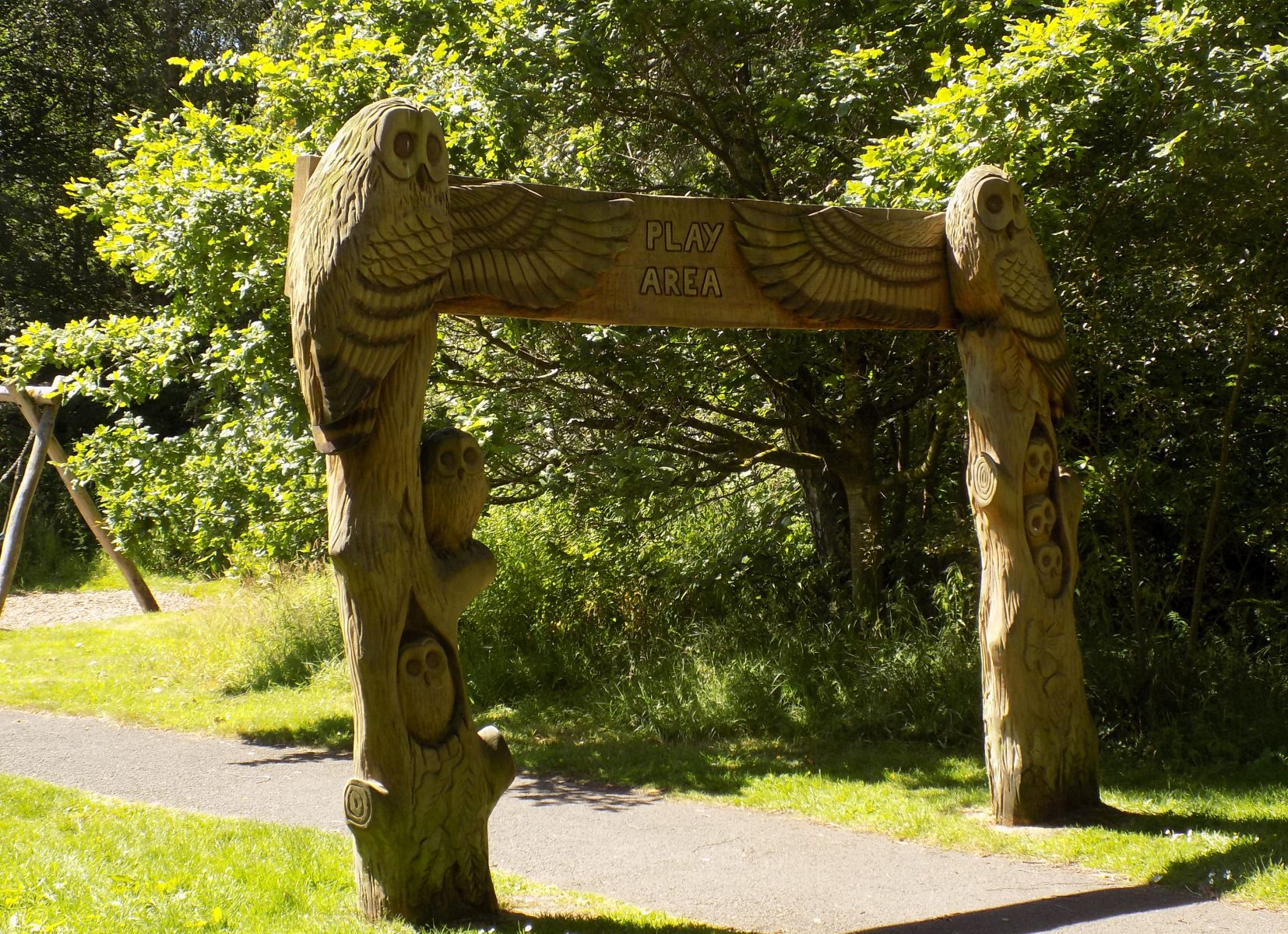 Archway to Play Area in Plean Park