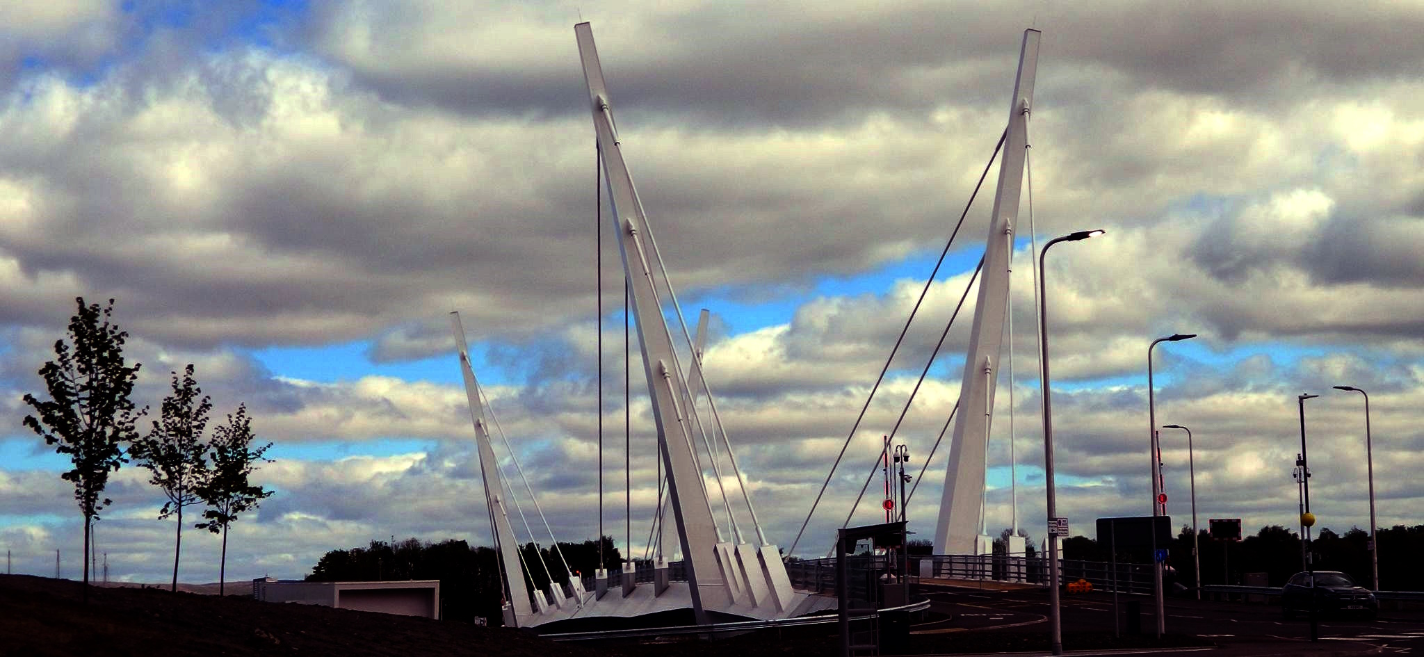 Road bridge from Clydebank to Renfrew