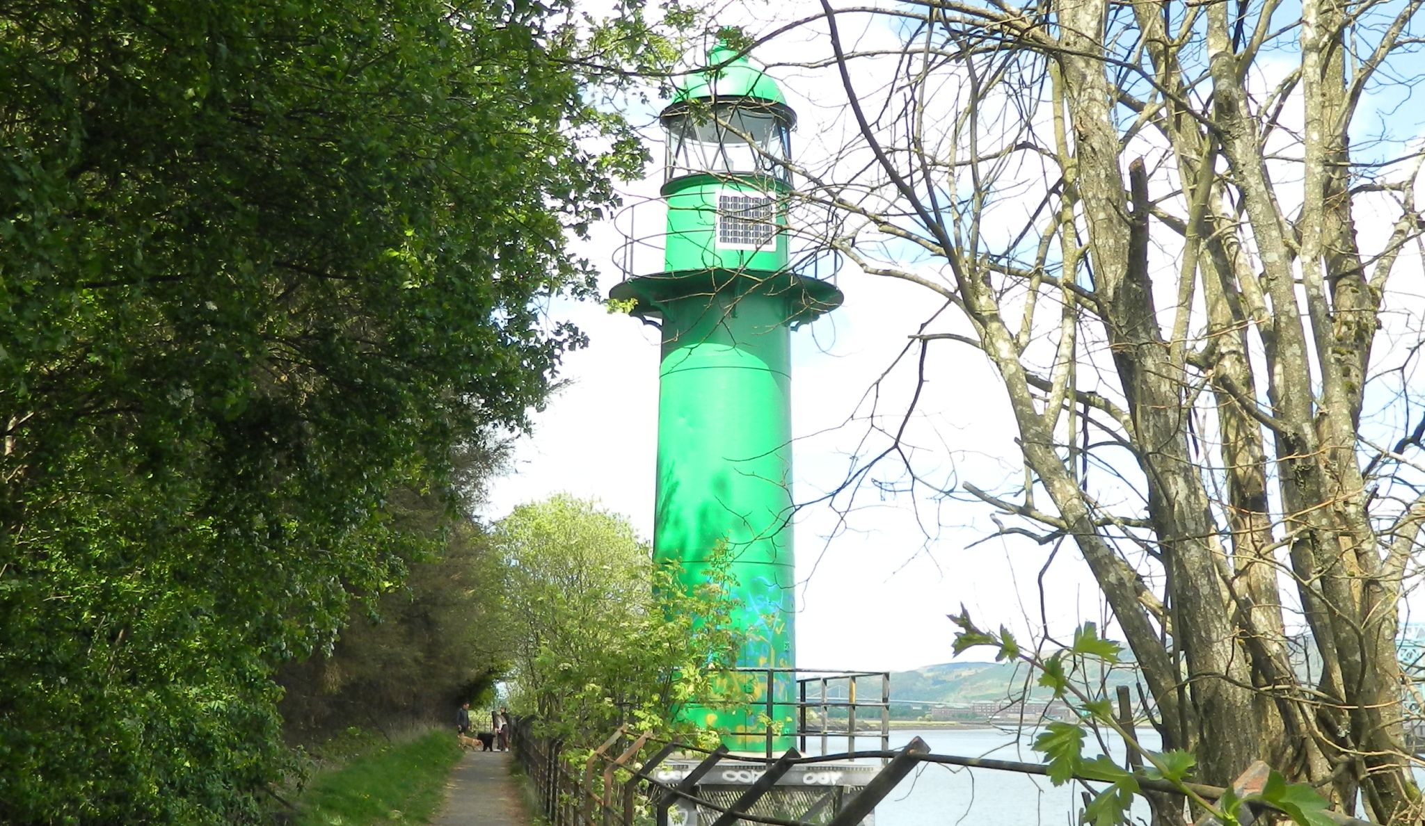 Beacon on River Clyde Walkway