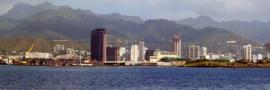 Honolulu_waterfront.JPG